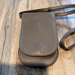 スマホショルダー　ポシェット　