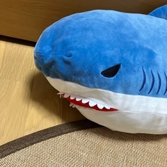 サメ　スーパービッグぬいぐるみの画像