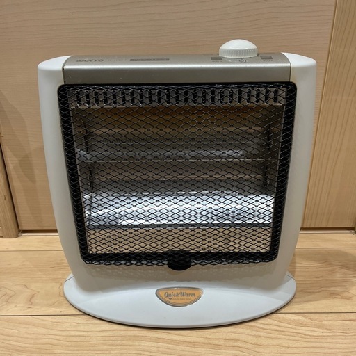動作確認済　SANYO ハロゲンストーブ 電気ヒーター  2005年製