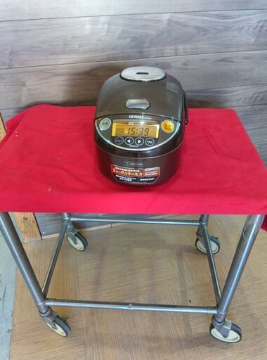 ｚ0002 お買い得  圧力ＩＨ 炊飯ジャー ＮＰ－ＺＡ10型 1.0L 5.5合炊き   中古 整備・清掃済 炊飯器