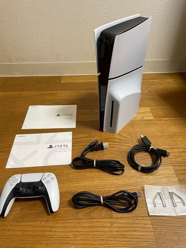 PS5 (CFI-2000A01) 　10/31の22時で受付け終了！　2時間使用の極美品