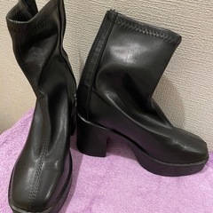 新品未使用 合皮ショートブーツ ブラック22.5