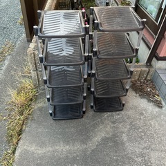 プラスチック靴箱貰ってください