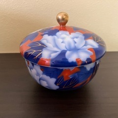 茶櫃＋蓋付き茶碗8客の画像