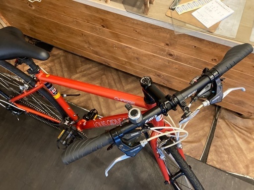【LOUIS GARNEAU CHASSE前後タイヤ・後輪チューブ新品！】アルミフレーム　3×8速　700×28cクロスバイク　オレン