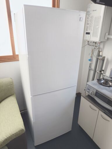 シャープ　2023年製 冷凍冷蔵庫SJ-PD28J-W　中古品