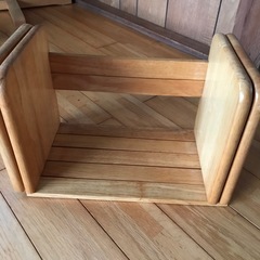 決まりました。スライド式本立ての画像