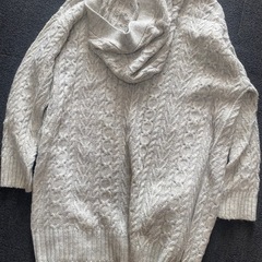 グレージュ ロングカーディガンの画像