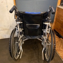 【他機能車いす】MIKI ラクーネ2 トランスファーボード付き車いすの画像