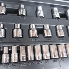 ★値下げ★ スタンレー STMR71651 85ピース ソケットセット 中古品 ミリ/インチ 【ハンズクラフト宜野湾店】の画像