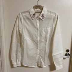 11/15最終　キャスキッドソン のブラウスです！
