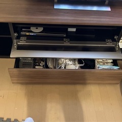 テレビボードの画像
