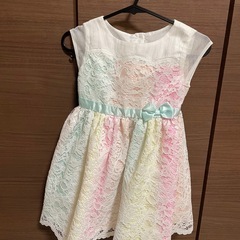 👗100-105センチ　女の子ドレス