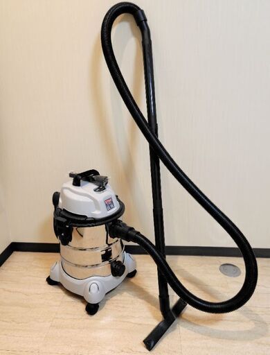 ※問い合わせ多数につき受け付け停止※追記あり※業務用乾湿両用掃除機