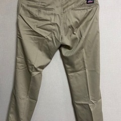 Dickies チノパンの画像