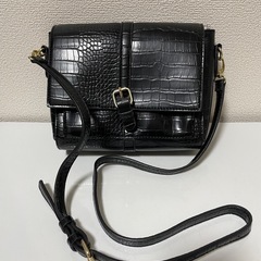 AYA × しまむらコラボ ショルダーバッグ クロコ型押し ブラック