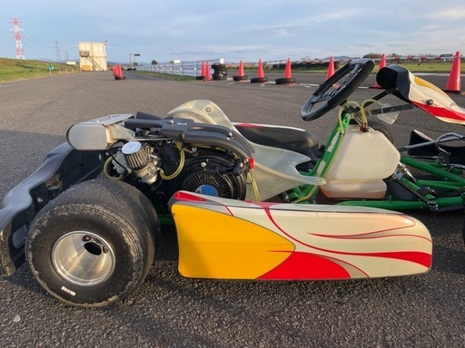 レーシングカートformula K（MZ200）