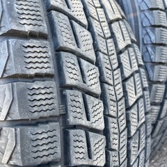 215/70R16バリ山スタッドレス　4本セットの画像