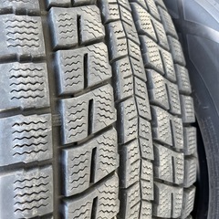 215/70R16バリ山スタッドレス　4本セットの画像