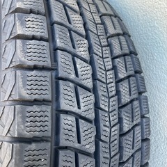 215/70R16バリ山スタッドレス　4本セットの画像