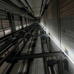 未経験歓迎　収入安定増加させたい人必見👀　👷‍♂️ELVリニューアル工事🦺　〜各種手当あり 　学歴不問の画像