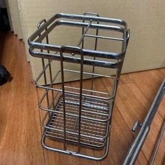 【無料】キッチン　シンク　スプーン類置きと皿置きセットの画像