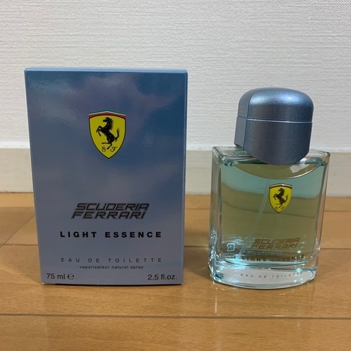 値下げ！フェラーリ　ライトエッセンス　オードトワレ　75ml  香水