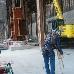 [建築測量工]未経験者大歓迎！建物の基準線を決める大切な仕事です！週休２日制に対応しています！の画像