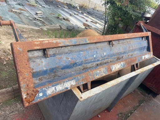 ★2トンダンプリアゲート、アオリ