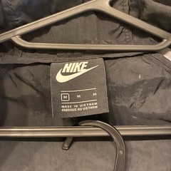NIKEジュニア　ナイロンジャージ上下の画像