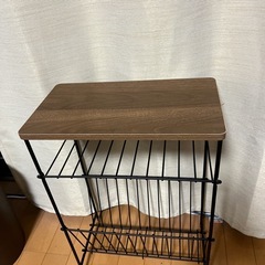 ちっちゃい机の画像