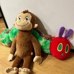 おさるのジョージ はらぺこあおむし ぬいぐるみ まとめ売りの画像