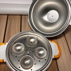 ゆで卵メーカー　レンジ　電子レンジ　4個同時に作るの画像