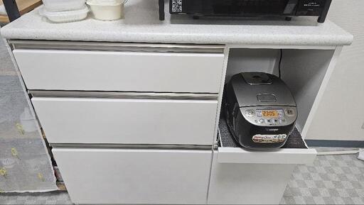 食器棚