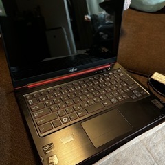 LIFEB0OK UH75/H 型番FMVU75HR