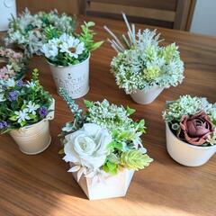 ❀すべて100円　フラワーアレンジメント❀の画像