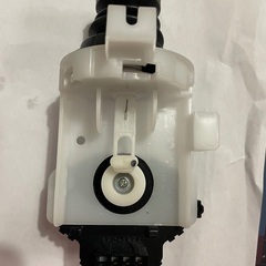 東芝TOSHIBA 洗濯機用 排水弁半組立部品 420-42-795の画像