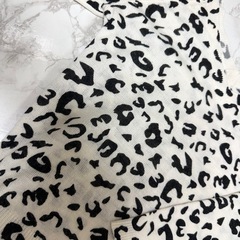 🤍美品　EGOIST  Vネックニットの画像