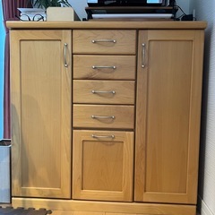 収納家具
