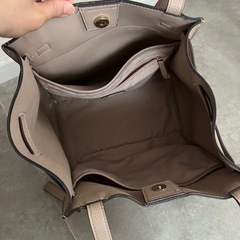 レプシムのバッグの画像