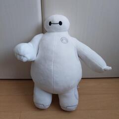 ディズニー　ベイマックス　ぬいぐるみ
