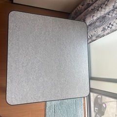電気コタツ