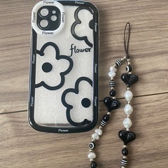 iPhone11 ストラップ付きケース 可愛いෆ̈の画像