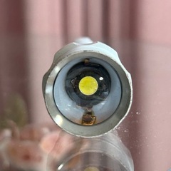 懐中電灯　ハンディライト　小型　マグネシウムライト　単三電池一本使用の画像