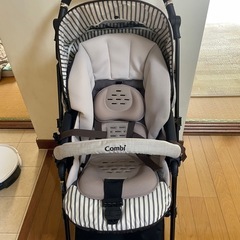 ベビーカー　コンビ　スゴカルαの画像
