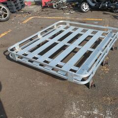 差し上げますルーフキャリア　ハイエースなどにの画像