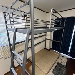 SVARTAロフトベッド
の画像