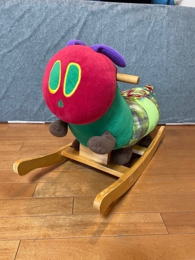 はらぺこあおむしロッキングチェア