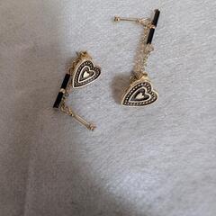 ピアス
