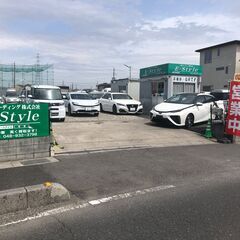 お客様との簡単な接客応対及び展示車両の洗車や清掃・車検、登録回送等☆未経験者大歓迎！！の画像